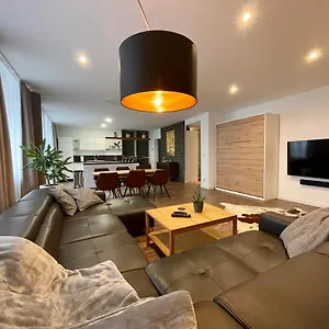 apt-waldstrassenviertel-loft-terrasse-redbull-arena.bestleipzighotels.com/